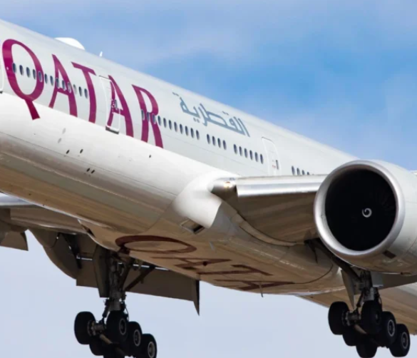 Qatar Airways debuts first Boeing 777 equipped with Starlink connectivity.