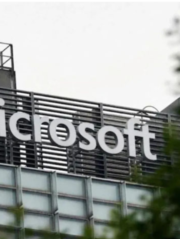 Microsoft is planning to invest about $80 billion in fiscal 2025 on developing data centers to train artificial intelligence (AI) models . Photo/ Courtesy.