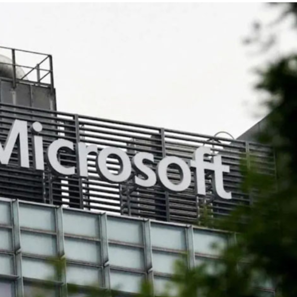 Microsoft is planning to invest about $80 billion in fiscal 2025 on developing data centers to train artificial intelligence (AI) models . Photo/ Courtesy.